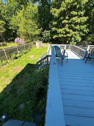 48 Vincent Cir, Worcester, MA 01604