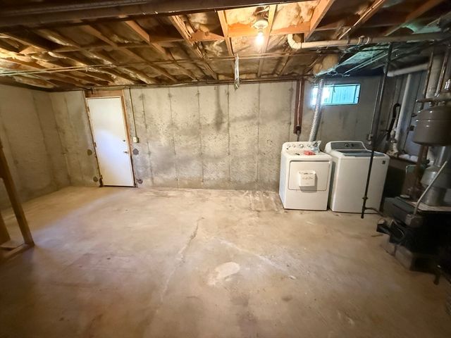 48 Vincent Cir, Worcester, MA 01604