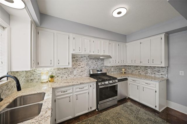 741 E 9th Street, Houston, TX 77007