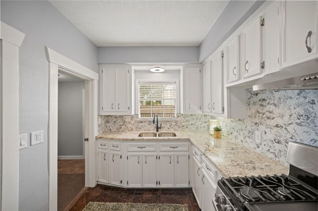 741 E 9th Street, Houston, TX 77007