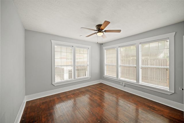 741 E 9th Street, Houston, TX 77007