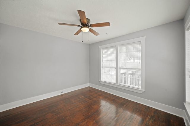 741 E 9th Street, Houston, TX 77007