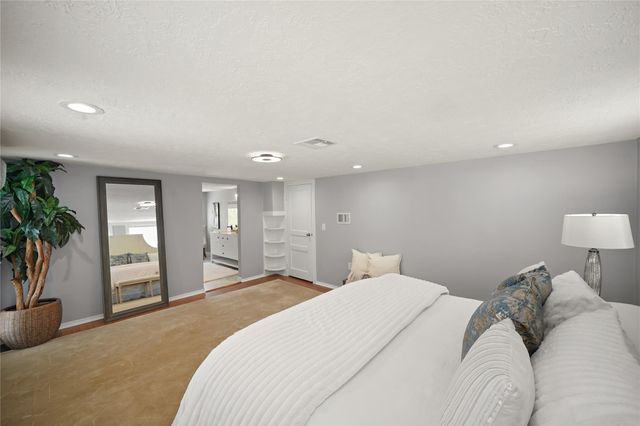 741 E 9th Street, Houston, TX 77007