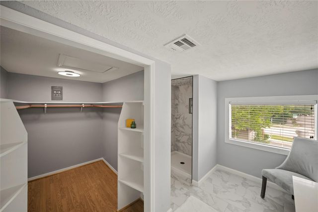 741 E 9th Street, Houston, TX 77007