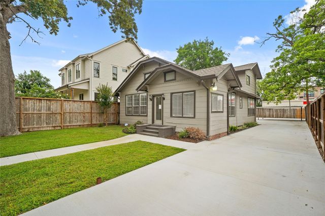 741 E 9th Street, Houston, TX 77007