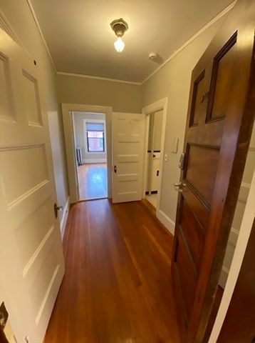 9 Sewall Ave 312, Brookline, MA 02446