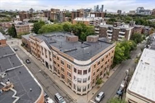 9 Sewall Ave 312, Brookline, MA 02446