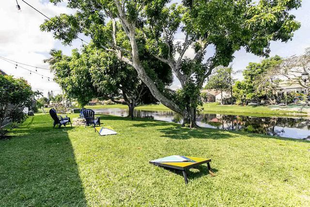 9823 NW Sun Pointe Drive NW 1, Boynton Beach, FL 33437