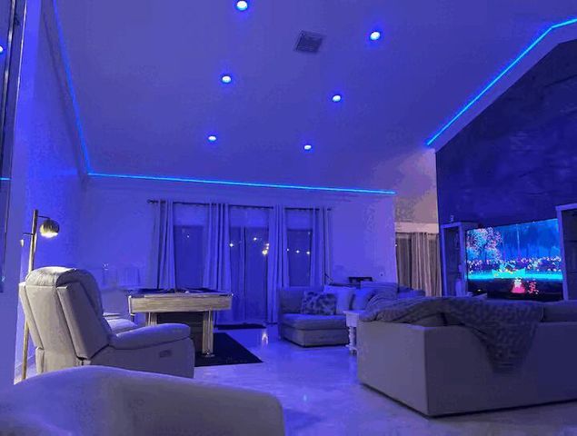 9823 NW Sun Pointe Drive NW 1, Boynton Beach, FL 33437