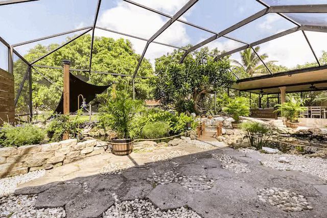 9823 NW Sun Pointe Drive NW 1, Boynton Beach, FL 33437