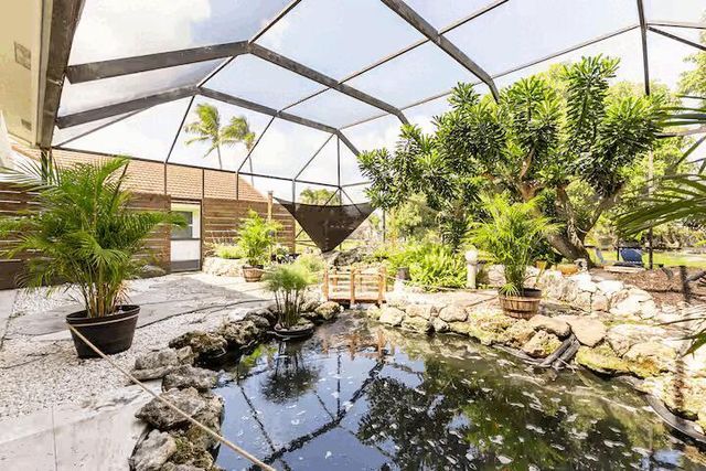 9823 NW Sun Pointe Drive NW 1, Boynton Beach, FL 33437