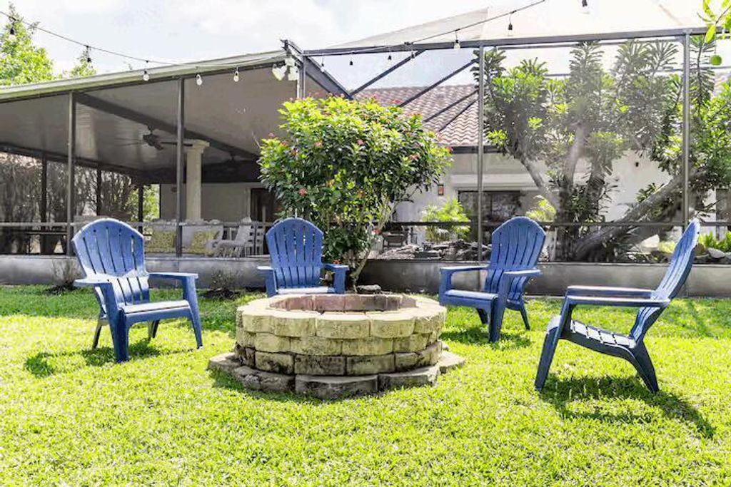 9823 NW Sun Pointe Drive NW 1, Boynton Beach, FL 33437