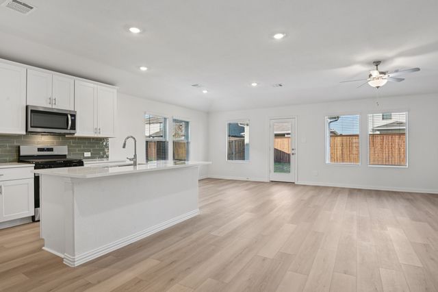 2203 Rannoch Street, Sherman, TX 75092