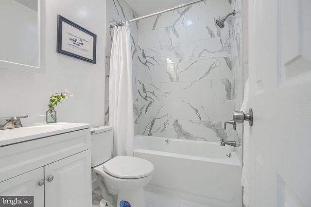 427 E 27TH ST, Baltimore, MD 21218