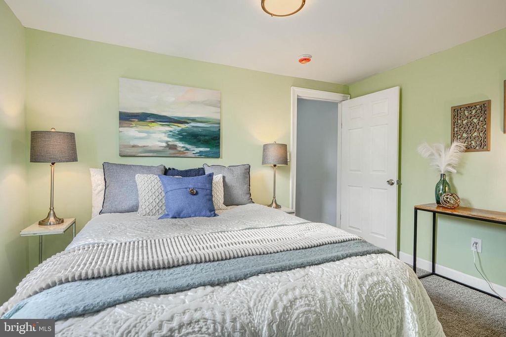 Image 14 of property listing at 427 E 27TH ST, Baltimore, MD 21218