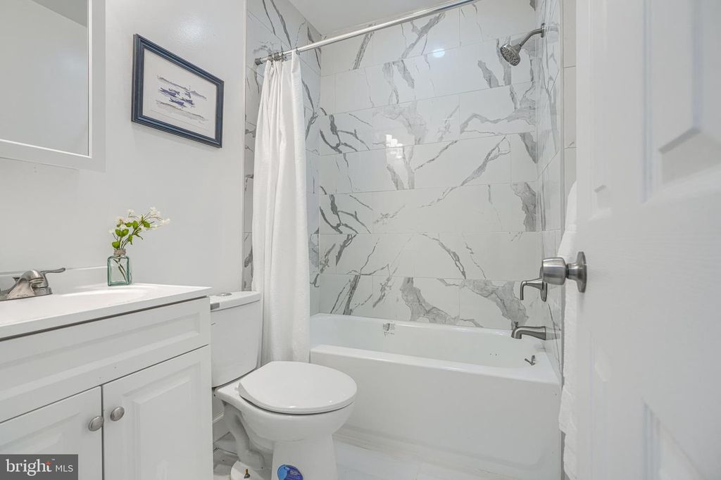 Image 19 of property listing at 427 E 27TH ST, Baltimore, MD 21218