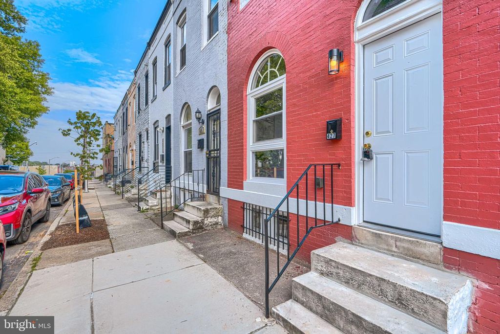 Image 21 of property listing at 427 E 27TH ST, Baltimore, MD 21218