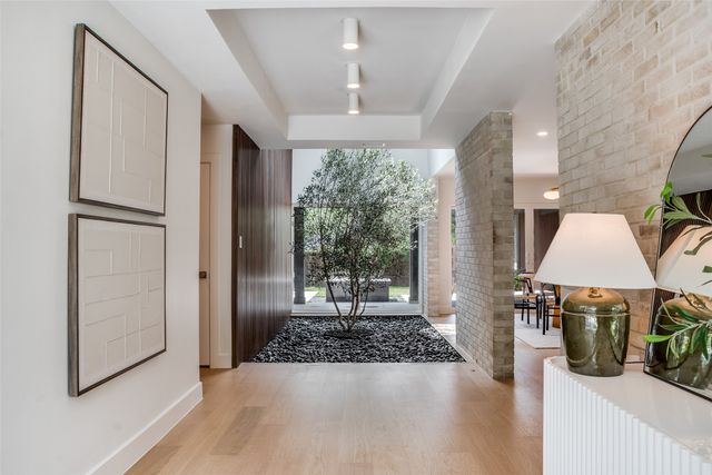 10757 Saint Lazare Drive, Dallas, TX 75229