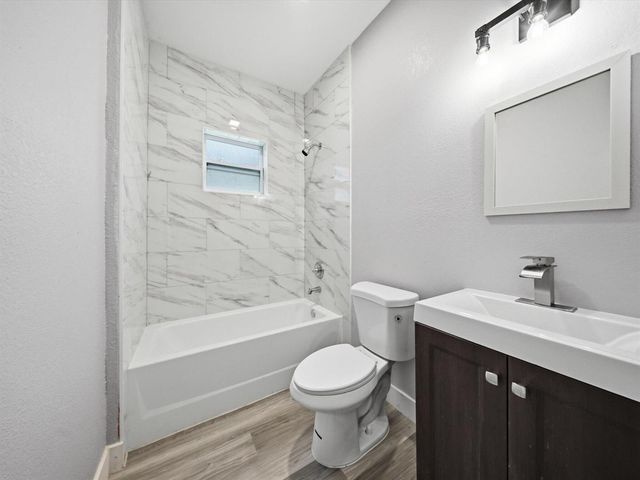 16029 Arcaro Avenue, Port Charlotte, FL 33954