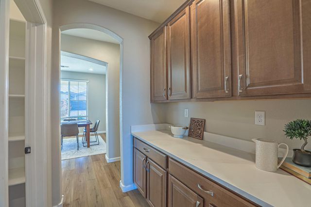 11809 N Star Trail NW, Albuquerque, NM 87120