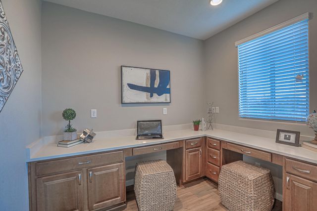 11809 N Star Trail NW, Albuquerque, NM 87120