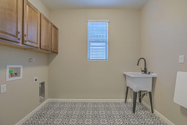 11809 N Star Trail NW, Albuquerque, NM 87120