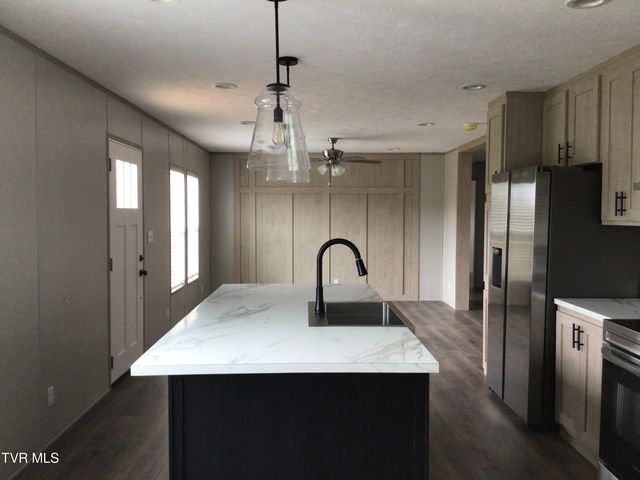825 Dulaney Road, Mosheim, TN 37818