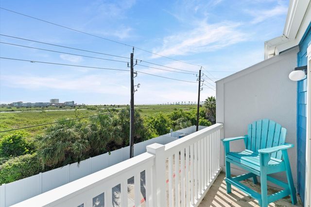 3506 Cove View Boulevard 812, Galveston, TX 77554