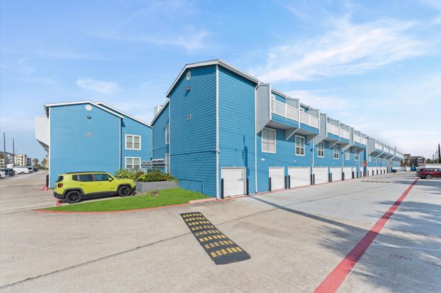 3506 Cove View Boulevard 812, Galveston, TX 77554