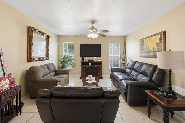 642 MADRID DRIVE, Kissimmee, FL 34758