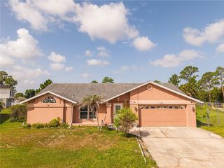 642 MADRID DRIVE, Kissimmee, FL 34758