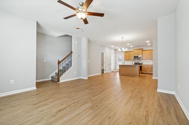 121 Floyd Jct, Lebanon, TN 37087