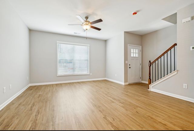 121 Floyd Jct, Lebanon, TN 37087