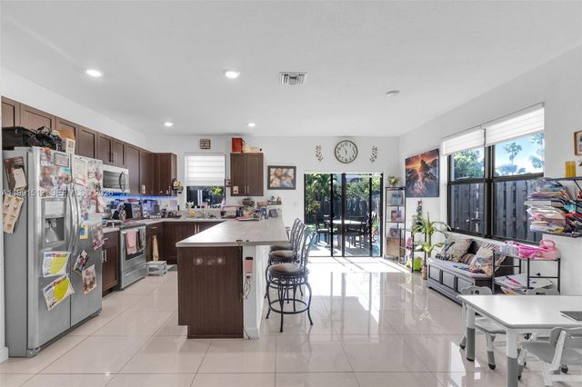 24900 SW 107th Ct, Homestead, FL 33032