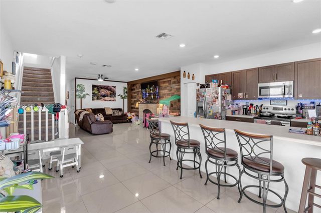 24900 SW 107th Ct, Homestead, FL 33032