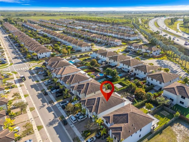 24900 SW 107th Ct, Homestead, FL 33032