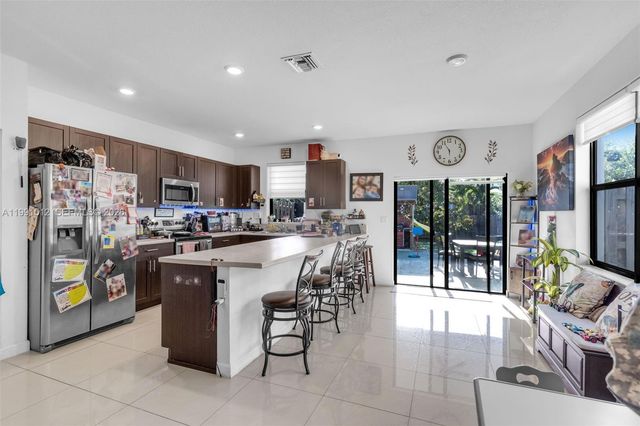 24900 SW 107th Ct, Homestead, FL 33032