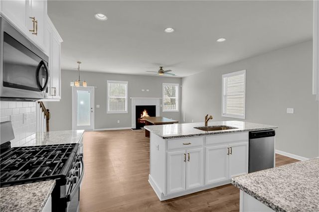 3010 Creekside Overlook Way, Austell, GA 30168