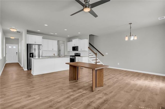 3010 Creekside Overlook Way, Austell, GA 30168