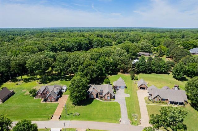 275 SHADY OAKS DR, Eads, TN 38028
