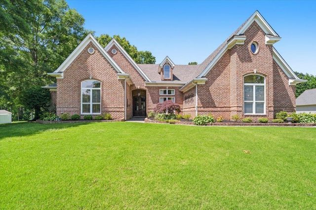 275 SHADY OAKS DR, Eads, TN 38028