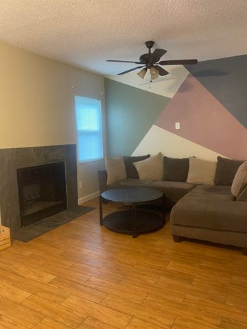 2928 Del Rio Dr, St Augustine, FL 32084