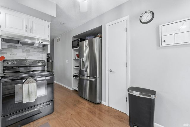 1588 Country Homes Drive, Ligonier, IN 46767