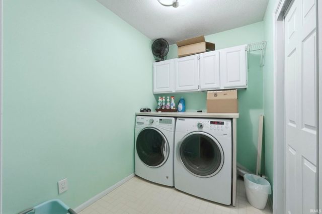 1588 Country Homes Drive, Ligonier, IN 46767