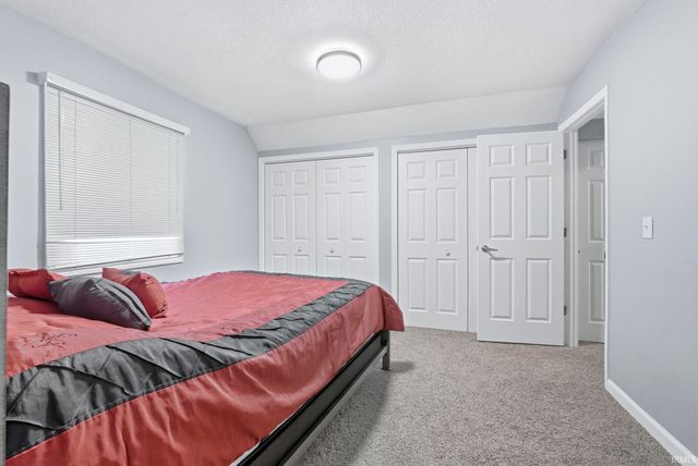 1588 Country Homes Drive, Ligonier, IN 46767