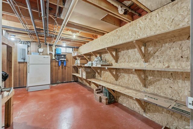 1588 Country Homes Drive, Ligonier, IN 46767