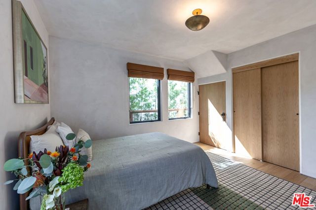 3066 St George Street, Los Angeles, CA 90027