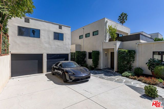 3066 St George Street, Los Angeles, CA 90027