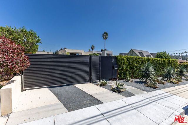 3066 St George Street, Los Angeles, CA 90027