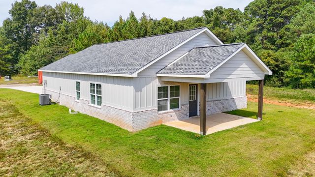 22 DEER PARK LANE LN, Iuka, MS 38852